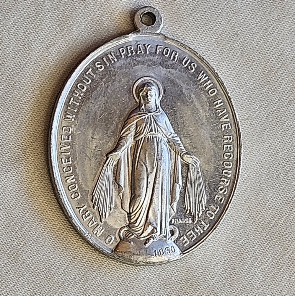 Silver Religious Miraculous Medal Pendant